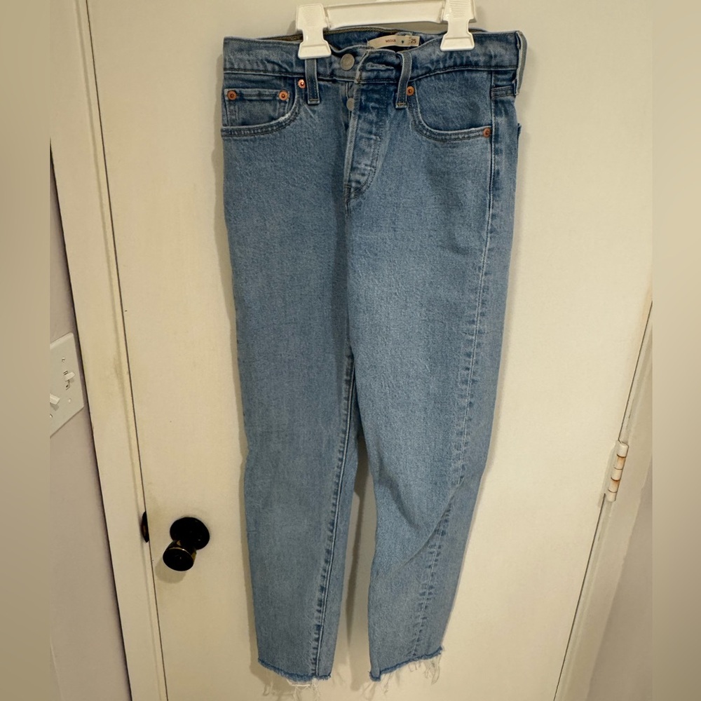 Levi’s Wedgie Jeans